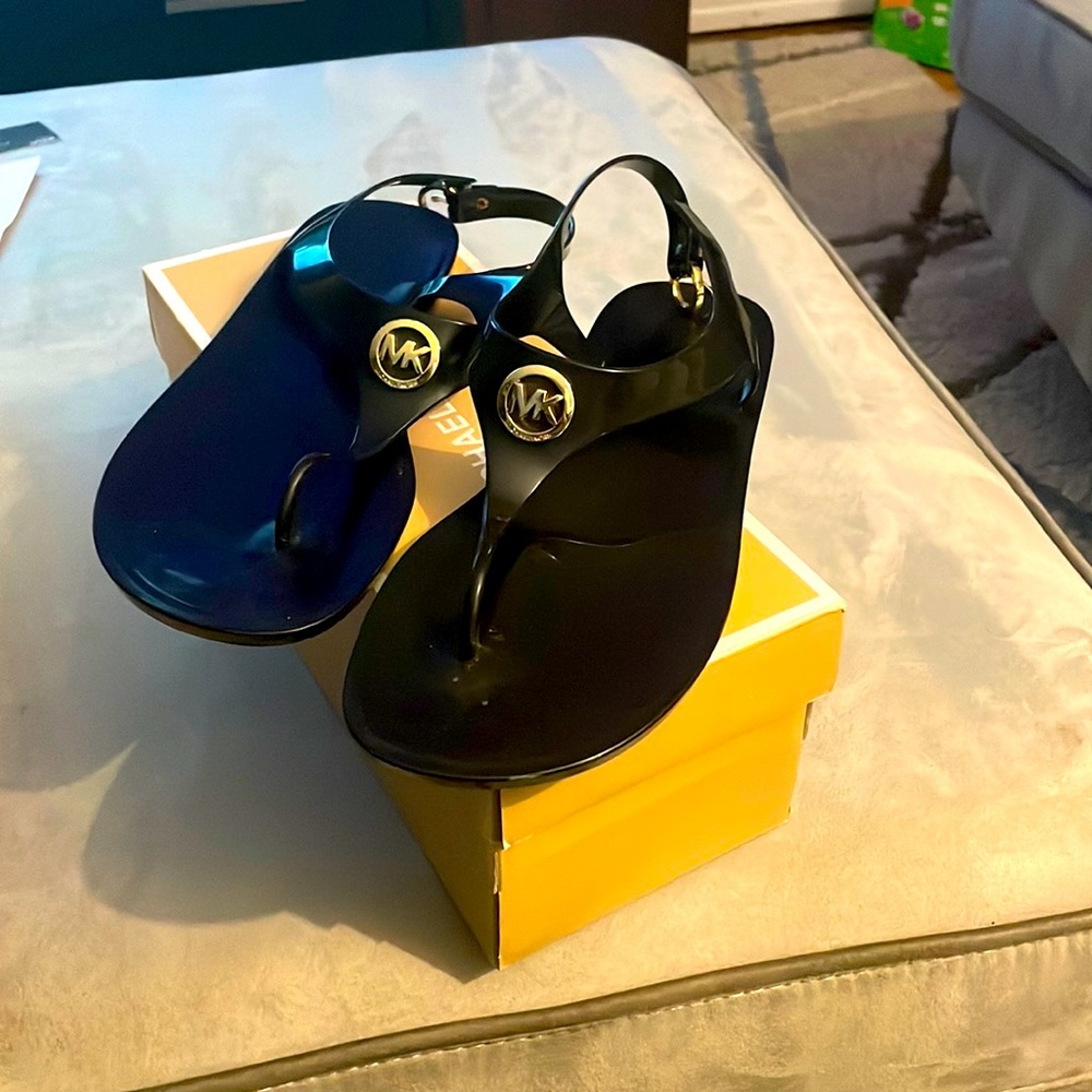 Michael Kors sandals. Women 10